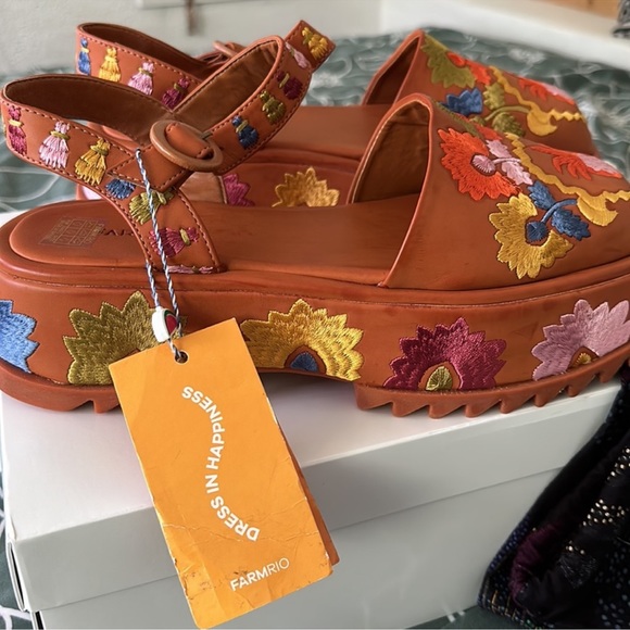 RARE NIB FARM Rio | Antwerp Platform Shoe | 10 - Picture 11 of 15